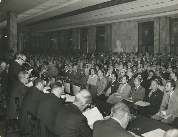 Milano - Sede Montedison - Assemblea degli azionisti del 1970 - Intervento di Cesare Merzagora