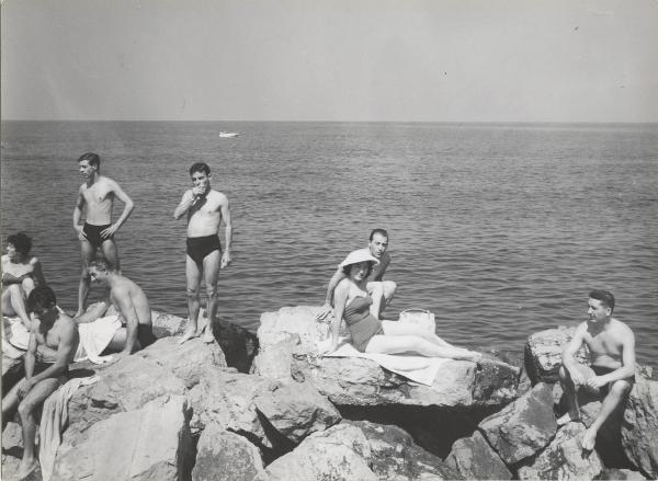 Seiano - Casa di soggiorno - Ritratto di gruppo - Dipendenti - Mare