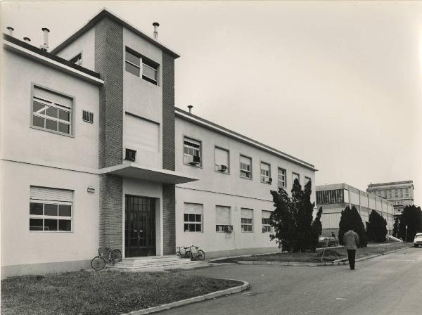 Ferrara - Centro ricerche - Palazzina dei laboratori di caratterizzazione