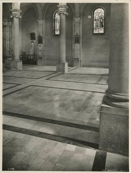 Lavori in marmo - Chiesa - Interno