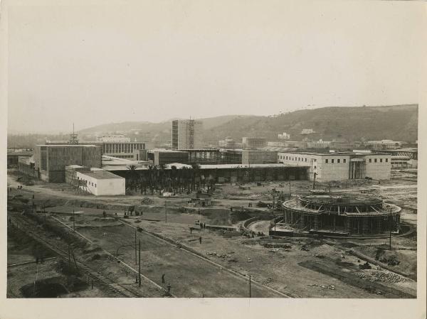 Napoli - Mostra d'Oltremare - Cantiere / Lavori in marmo