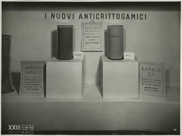 Milano - Fiera campionaria del 1942 - Stand dedicato agli anticrittogamici contro la peronospora della vite