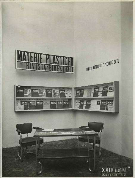 Milano - Fiera campionaria del 1942 - Stand dedicato alla rivista bimestrale "Materie Plastiche"