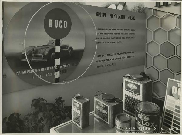 Milano - Fiera campionaria del 1946 - Stand Duco - Esposizione smalti