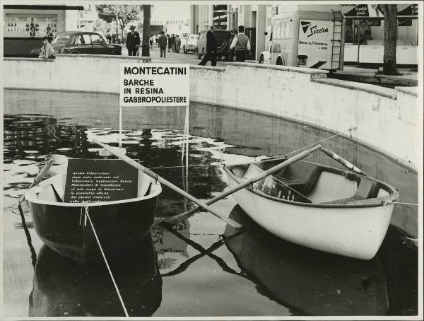 Palermo - Fiera del Mediterraneo del 1956 - Esposizione Montecatini - Imbarcazioni in resina gabbropoliestere
