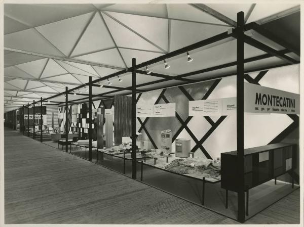 Vienna - Fiera d'autunno del 1956 - Padiglione Italia - Stand Montecatini