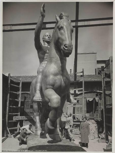 Milano - Fonderia Artistica Battaglia - Statua equestre "Il genio italico"
