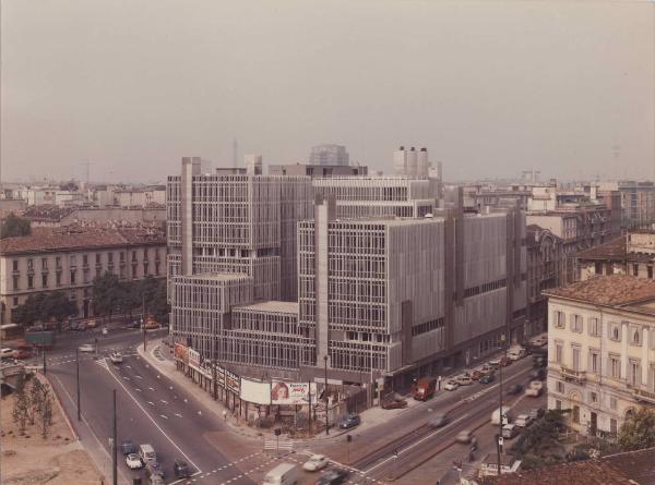 Milano - Tecnimont - Alluminio - Nuovo palazzo in via Montegrappa - Veduta dall'alto