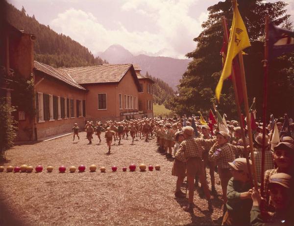 Ponte di Legno - Colonia montana - Bambini - Educatrici - Gioco