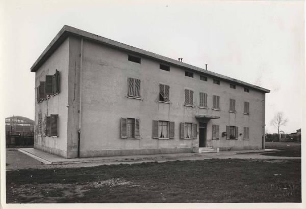 Carrara - Casa sociale - Via Aurelia Nuova