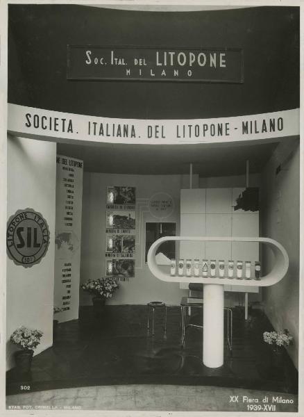 Milano - Fiera campionaria del 1939 - Padiglione colori e vernici - Stand Società italiana del Litopone