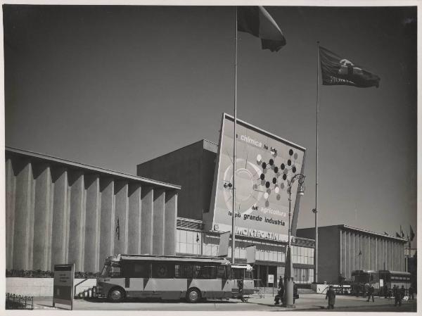 Milano - Fiera campionaria del 1955 - Padiglione Montecatini - Pannello decorativo - Centro mobile di propaganda agraria