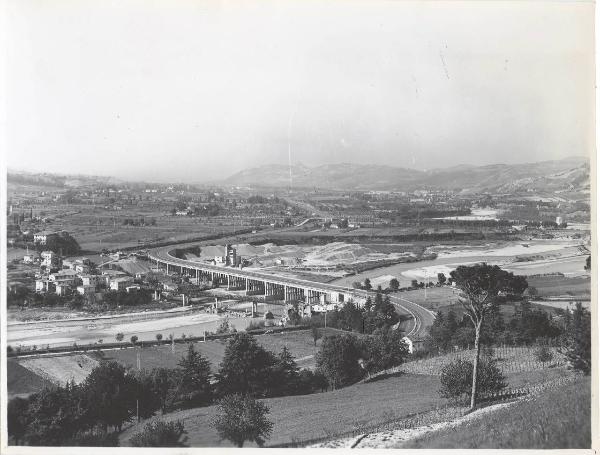 Emilia Romagna - Salci spa - Autostrada del sole - Tronco Bologna-Vado - Ponte sul fiume Reno