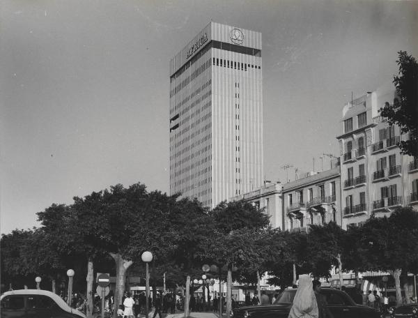 Tunisi - Edificio Africa - Veduta