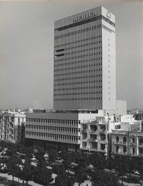 Tunisi - Edificio Africa - Veduta