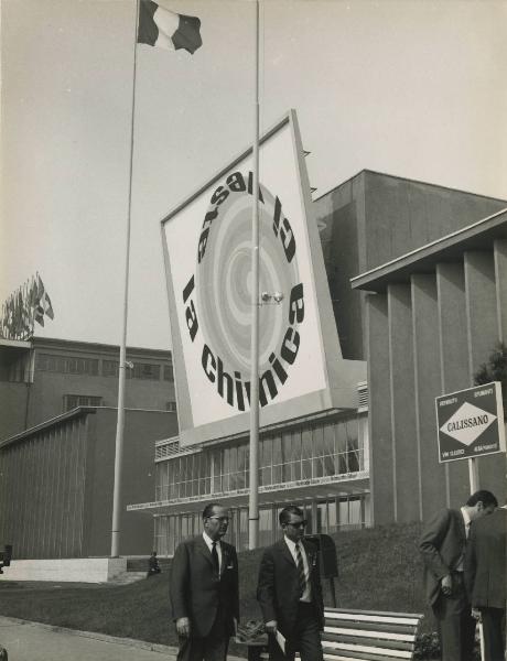 Milano - Fiera campionaria del 1968 - Padiglione Montecatini Edison - Esterno