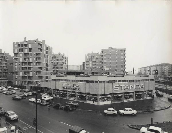 Milano - Viale Palmanova - Standa - Grande magazzino - Veduta