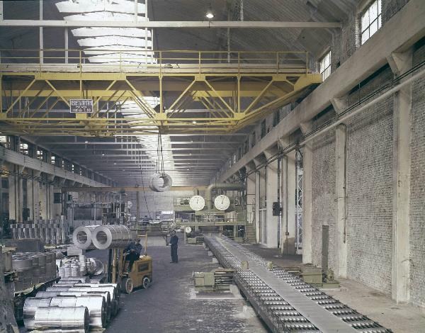 Feltre - Metallurgica Feltrina - Sbozzatore a caldo - Lato avvolgitore - Operai