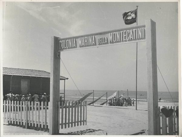 Lido di Camaiore - Casa al mare della Montecatini - Colonia marina - Spiaggia - Bambini