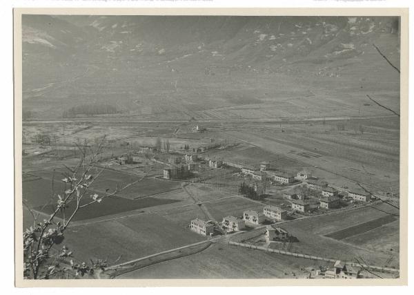 Sinigo - Villaggio Montecatini - Abitazioni per dipendenti - Veduta panoramica