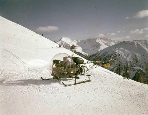 Passo dello Stelvio - Linea elettrica aerea 220 kV - Elicottero