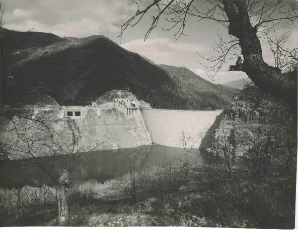 Pontremoli - Acciaierie e Ferriere Lombarde Falck - Impianto idroelettrico del Magra - Diga di Rocchetta