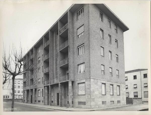 Novara - Edificio - Abitazioni per lavoratori Rhodiatoce