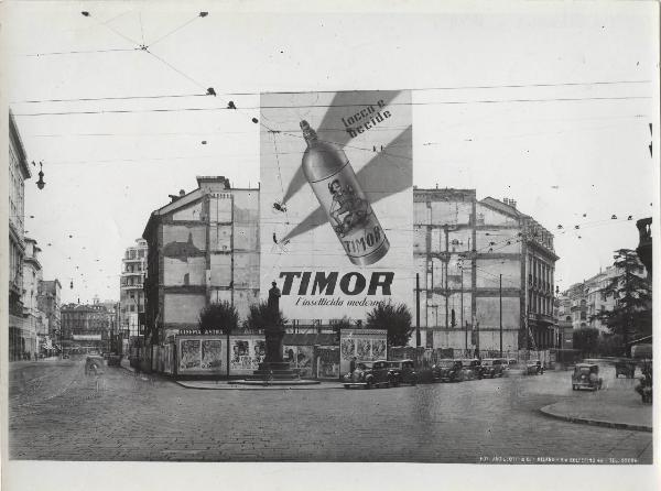 Milano - Via Turati - Cartellone pubblcitario - Insetticida Timor