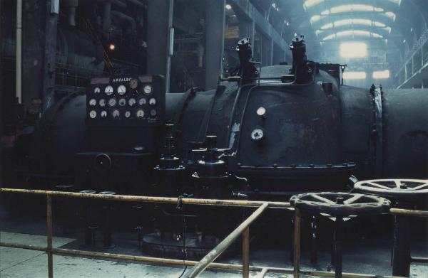 Piombino - Centrale termoelettrica 1 (CET1) - Sala macchine - Compressore Ansaldo