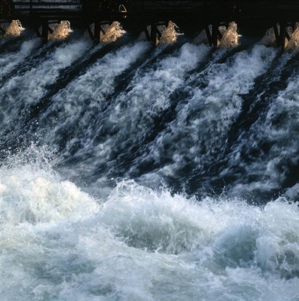 Calusco d'Adda - Centrale idroelettrica Semenza - Sfioratore - Acqua di scarico