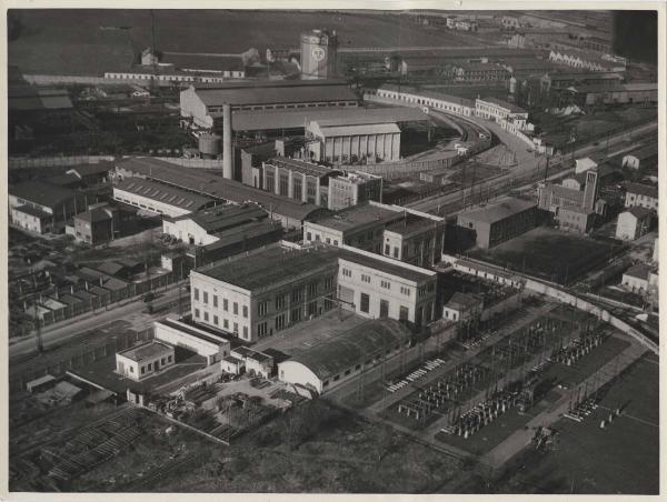 Sesto San Giovanni - Acciaierie e ferriere lombarde Falck - RISE (Ricevitrice dei Servizi Elettrici) - Centrale termoelettrica alimentata a metano - Stazione ricevitrice - Panoramica