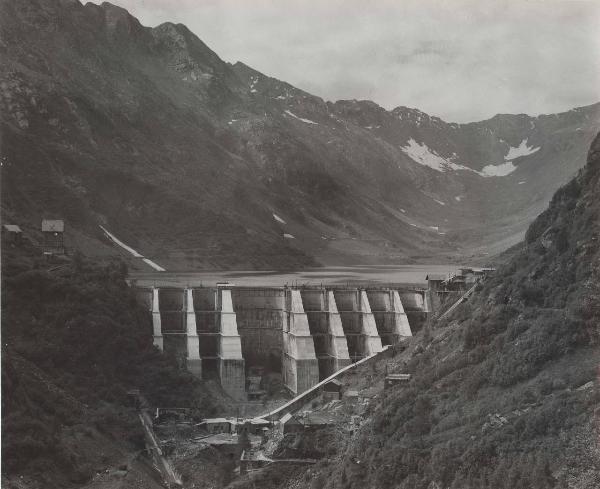 Piateda - Acciaierie e Ferriere Lombarde Falck - Impianto idroelettrico Venina-Armisa - Diga di Venina