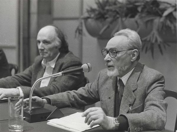 Milano - Palazzo Edison - Montedison Progetto Cultura - Incontro "In lingua matematica: Queneau, Calvino e le Scienze" - Primo Levi - Jacques Roubaud