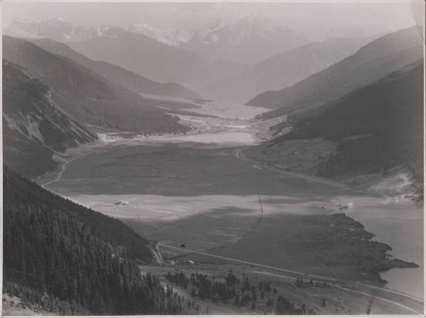 Curon Venosta - Impianto idroelettrico - Valle di Resia - Laghi