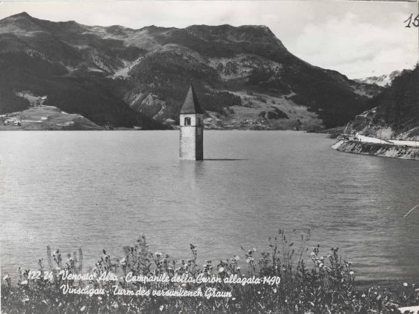 Curon Venosta - Lago artificiale di Resia - Campanile sommerso