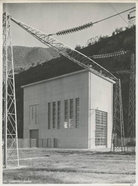 Castelbello - Centrale idroelettrica - Fabbricato per lo smontaggio dei trasformatori