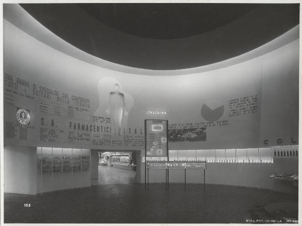 Milano - Fiera campionaria del 1938 - Padiglione Montecatini - Sala Farmaceutici Italia