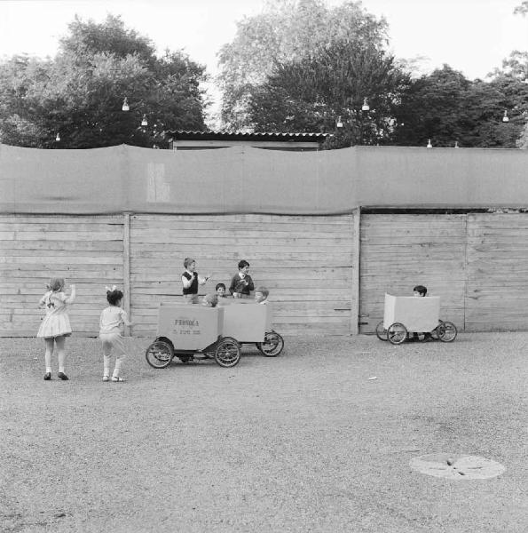 FIMI (Fabbrica italiana materiali isolanti) - Phonola - Campagna pubblicitaria - Bambini