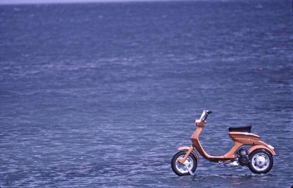 Innocenti - Sardegna - Campagna pubblicitaria - Lambretta 50 Cl Lui - Mare