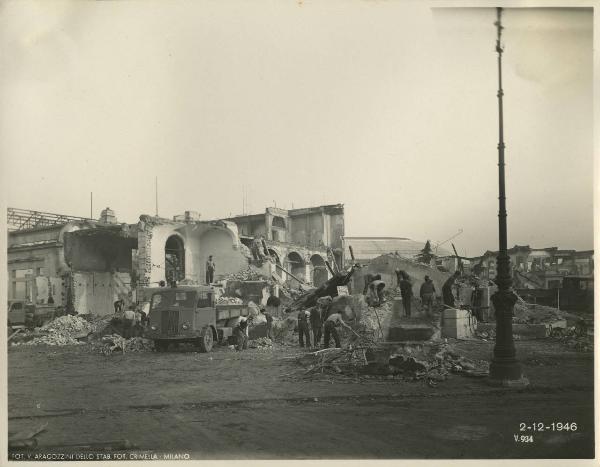 Milano - Fiera campionaria del 1947 - Padiglione Montecatini - Lavori di ricostruzione postbellica