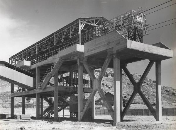 Campofranco - Linea teleferica per il trasporto minerali potassici - Stazione terminale