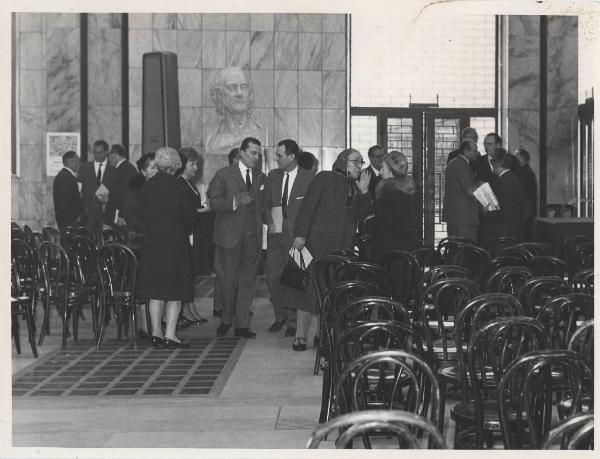 Milano - Assemblea degli azionisti del 1963