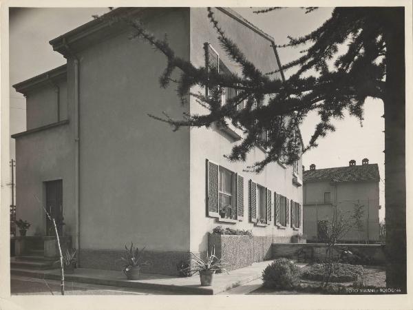 Bologna (quartiere Borgo Panigale) - Casa per operai