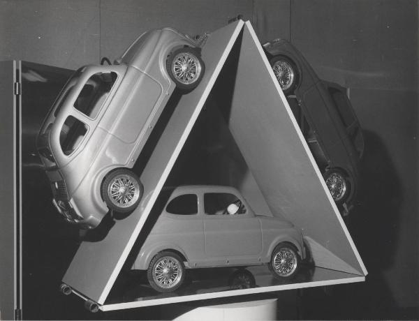 Milano - Salone del giocattolo del 1969 - Automobiline - Materie plastiche