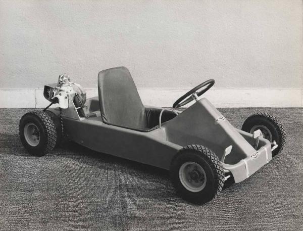 Milano - Fiera - Materie plastiche - Resina poliestere - Gabraster - Go-kart