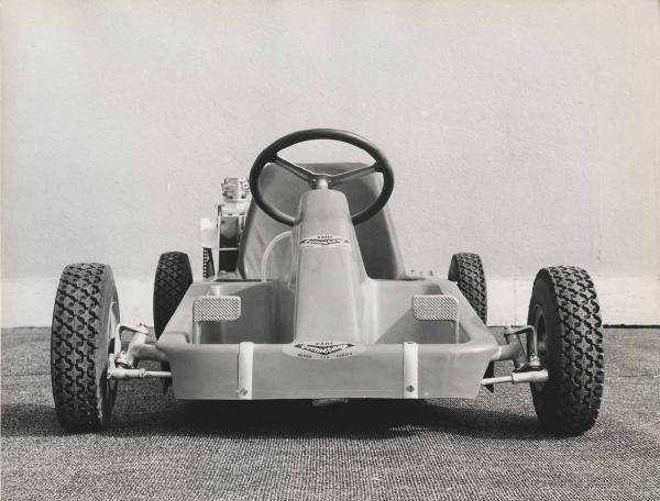 Milano - Fiera - Materie plastiche - Resina poliestere - Gabraster - Go-kart