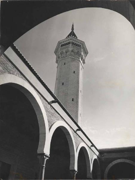 Monastir - Marmi - Moschea di Bourguiba - Minareto