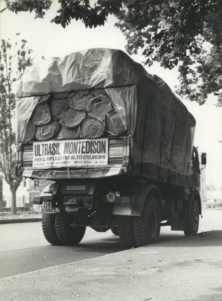 Spinetta Marengo - Ultrasil - Stabilimento - Camion per il trasporto dei materiali