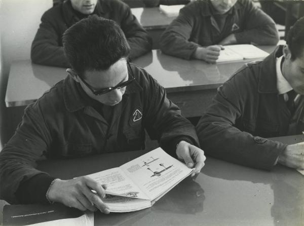 Brindisi - SEID (Settore idrocarburi) - Scuola professionale - Corsi prelavorativi - Tirocinanti