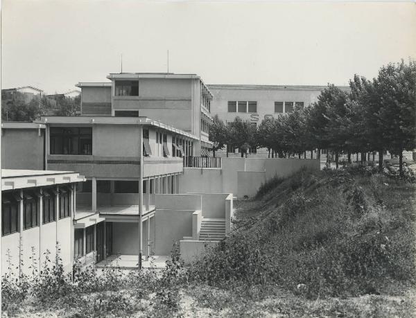 Varese - Edificio scolastico prefabbricato - Esterno